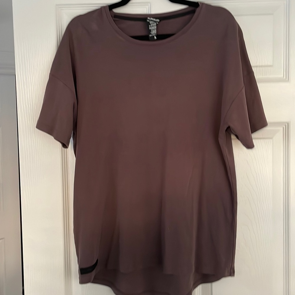 Alphalete T